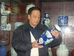 祖寧[華藝閣文物公司首席鑑定師]