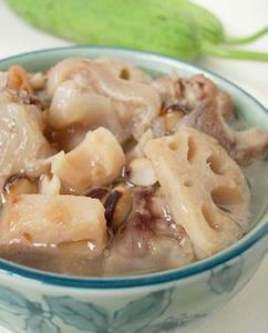 豬腳雪豆蓮藕湯 豬腳雪豆蓮藕湯