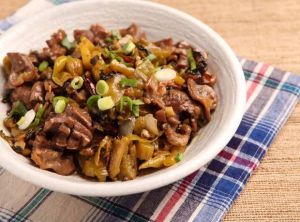 酸菜雞胗炒梅豆 酸菜雞胗炒梅豆