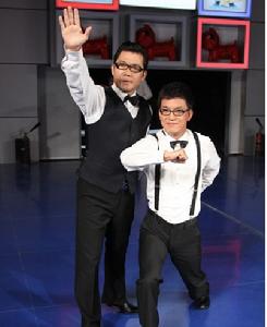 主持人大兵、李銳