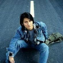 除了你還有誰值得讓我為她而流淚 除了你還有誰值得讓我為她而流淚