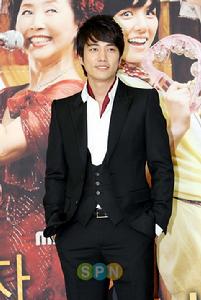 《春子家有喜事》