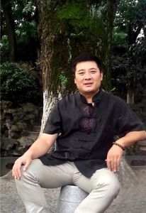 宏華[金鎖玉關風水實踐學者]