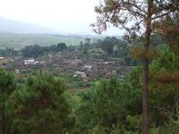 雲南省鳳慶縣營盤鎮忙幫村村莊全貌