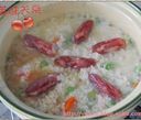 豌豆臘腸煲仔飯