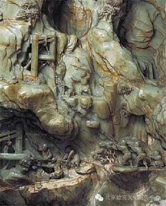 “大禹治水”玉山(清代) “大禹治水”玉山(清代)