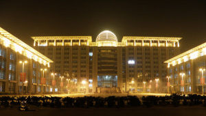 天津工程師範學院夜景