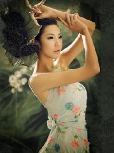 胡娜[新絲路中國模特賽冠軍]