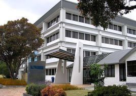 尼爾森理工學院 尼爾森理工學院