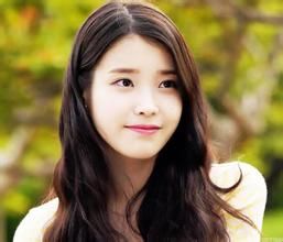 李知恩[1993年出生韓國女歌手、演員]