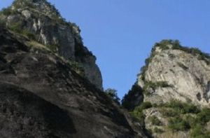 九龍灣火山熔岩景區