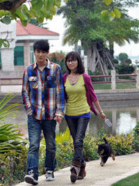 《幸福從天而降》[2011年韓鳳泉執導的電影]