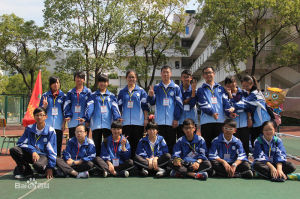 求知中學7.8萬救助白血病學生