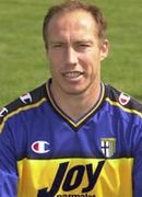 內斯托·聖西尼 內斯托·聖西尼