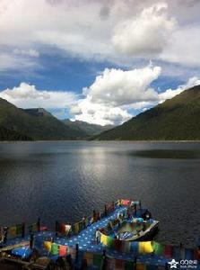 措木及日湖 措木及日湖