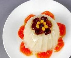 金絲棗煲黃耳 金絲棗煲黃耳