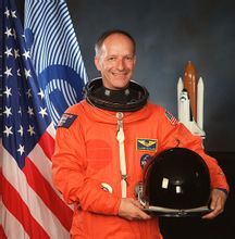 太空人Claude Nicollier，歐洲太空總署專家