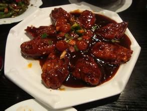 話梅雞中翅 話梅雞中翅