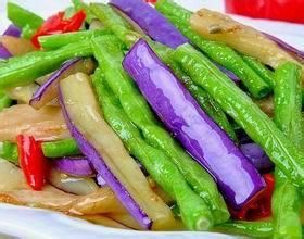 茄子豆角蓋飯 茄子豆角蓋飯