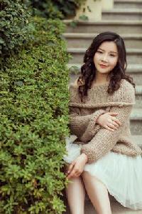 青衣戀城[謝佳演唱歌曲]