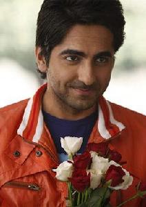 阿尤斯曼·庫拉納 阿尤斯曼·庫拉納