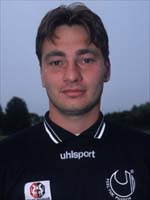 <a class="innerlink" title="法比安" href="/wiki/%E6%B3%95%E6%AF%94%E5%AE%89">法比安</a>&middot;德貝克