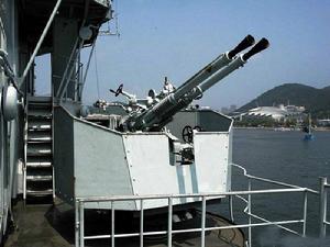 61式雙聯裝37毫米艦炮 61式雙聯裝37毫米艦炮