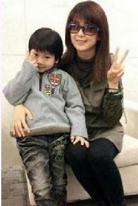孟庭葦與小寶弟合照