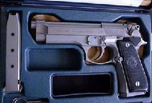 義大利伯萊塔92F手槍 義大利伯萊塔92F手槍