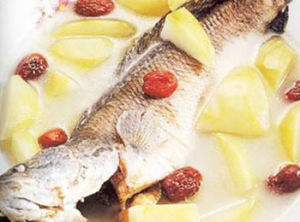 紅蘋果生魚湯 紅蘋果生魚湯