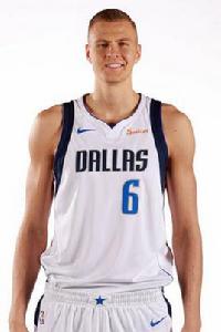 克里斯塔普斯·波爾津吉斯 克里斯塔普斯·波爾津吉斯