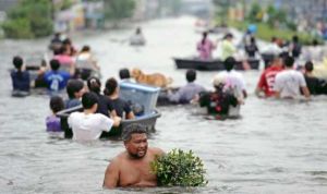 曼谷北部局部淹水2011年10月21日 下午9 58