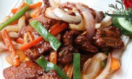 洋蔥排骨 洋蔥排骨