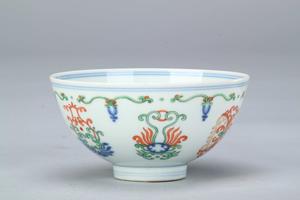 清雍正鬥彩瓷碗 清雍正鬥彩瓷碗