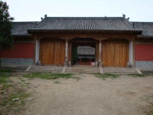 龍泉龍崗遺址 龍泉龍崗遺址