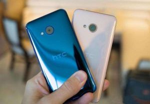 HTC U11 Plus