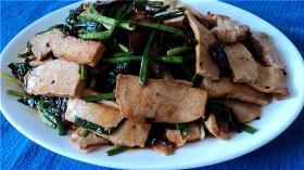 辣炒臘肉豆乾 辣炒臘肉豆乾