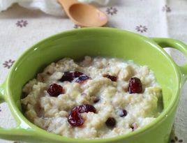 牛奶燕麥羹 牛奶燕麥羹