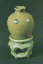 元龍泉窯青釉褐彩連座梅瓶 元龍泉窯青釉褐彩連座梅瓶