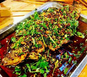 龍池烤魚 龍池烤魚