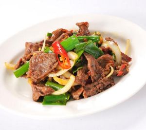 蔥爆牛肉 蔥爆牛肉