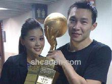 嚴立婷與張智峰