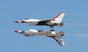 美國雷鳥飛行表演隊 美國雷鳥飛行表演隊