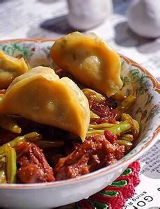 扁豆燉排骨玉米面小白菜餃子 扁豆燉排骨玉米面小白菜餃子