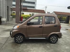 低速電動四輪車 低速電動四輪車