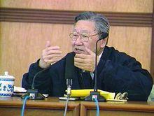 史久鏞教授在中國的高校作演講