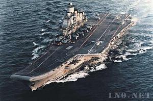 庫茲涅夫航空母艦