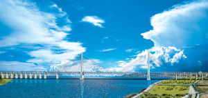 （圖）天興洲長江大橋工程總投資達110．6億，其中正橋投資僅31．1億元，大量的投資將用於修建鐵路引橋及配套火車站、公路引橋及接線、長江南岸鐵路引線、洲頭守護工程等。