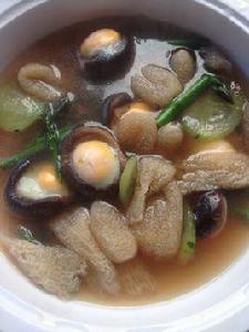 香菇鵪鶉湯 香菇鵪鶉湯
