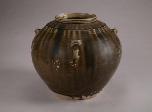東漢青釉六系大罐 東漢青釉六系大罐